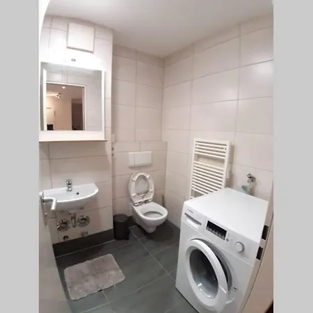 Lea Apartments Luxus-3-Raum-Wohnung Mit Tiefgarage Lipsk Zewnętrze zdjęcie